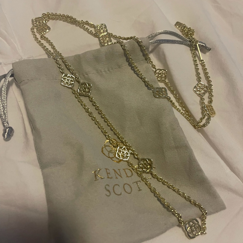 EUC Long Gold Kendra Scott Necklace